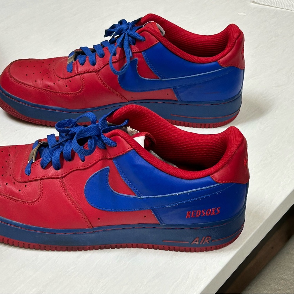 Nike Air Men's Red and Blue Sneakers